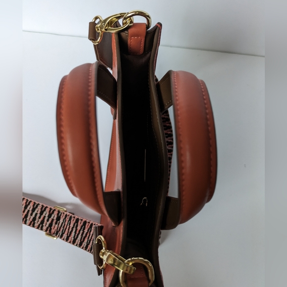 Thale Blanc Mini Gisele Tote in Orange | Minor Defects - Picture 5 of 8